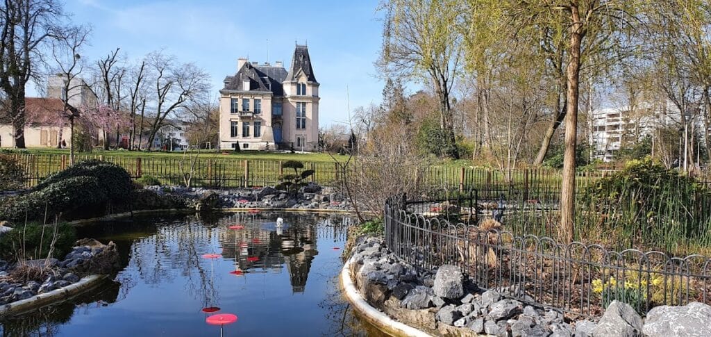 Domaine du Charmois: A Neo-Gothic Manor Estate in Vandœuvre-lès-Nancy 2 Domaine du Charmois