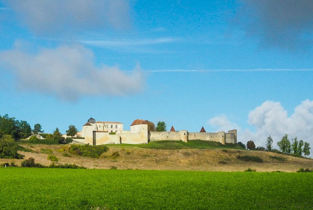 Château de Villebois-Lavalette: A Fortified Castle in Charente, France 1 Château de Villebois-Lavalette