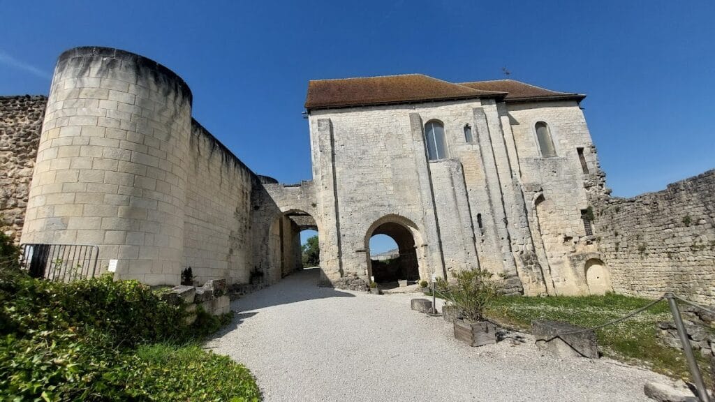 Château de Villebois-Lavalette: A Fortified Castle in Charente, France 5 Château de Villebois-Lavalette