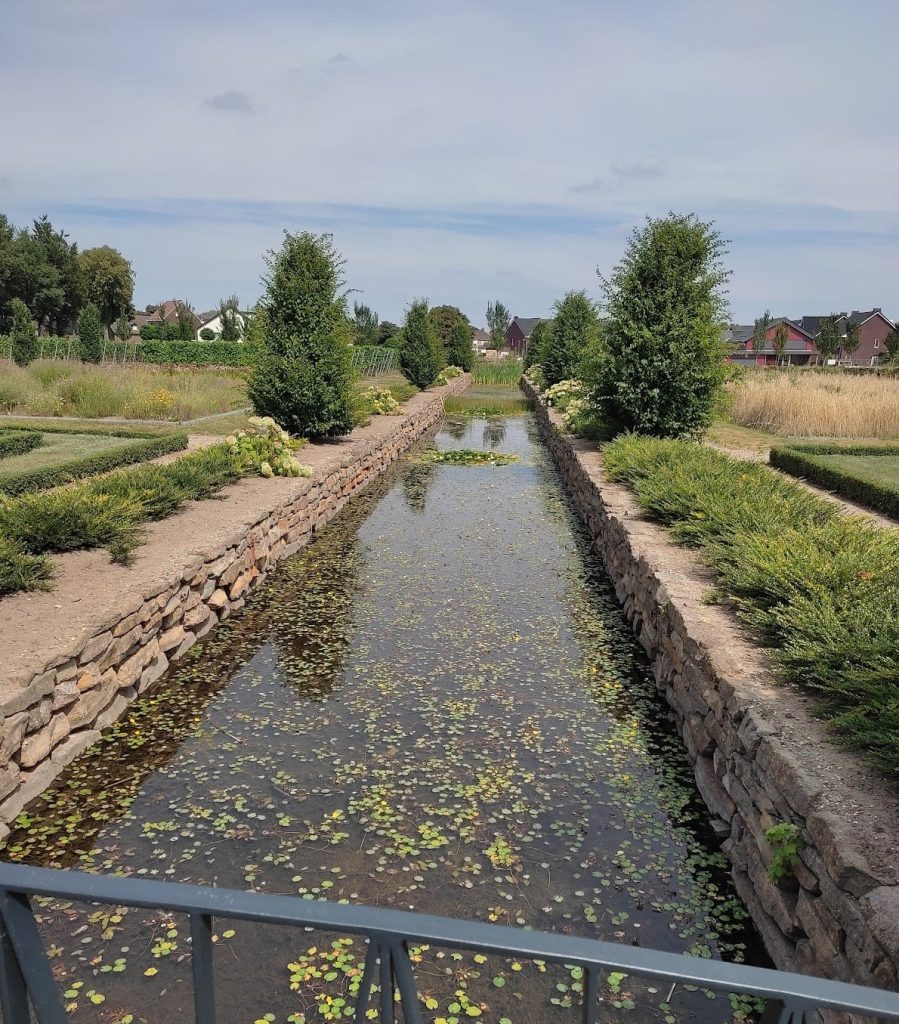 Montfort Castle: A Medieval Water Castle in the Netherlands 5 Montfort Castle