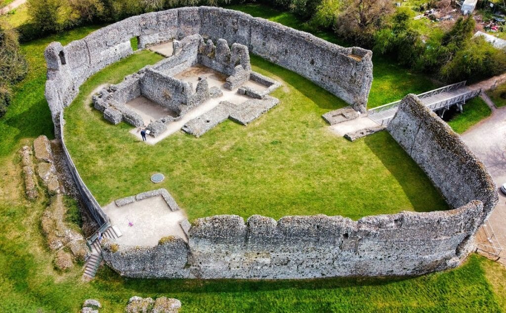 Eynsford Castle: A Medieval Fortification in Kent 2 Eynsford Castle