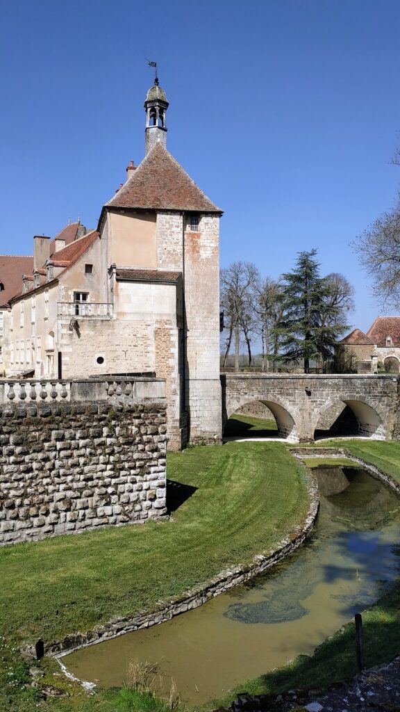 Château d'Époisses: A Historic Castle in Burgundy, France 10 Château d'Époisses
