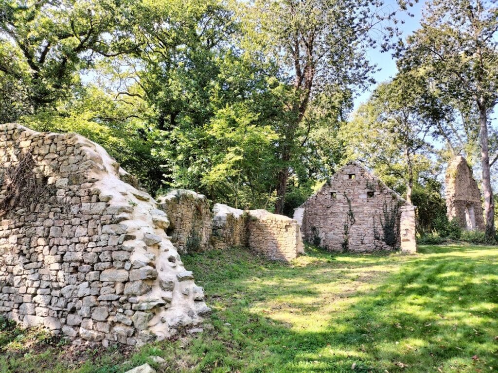Château de Largoët: Medieval Fortress at Elven, France 5 Château de Largoët