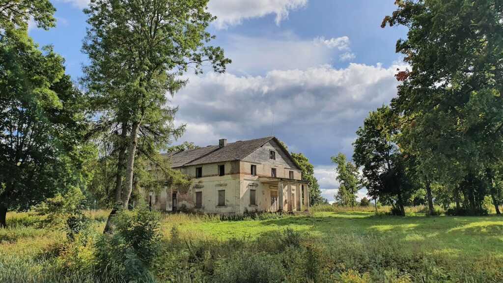Siesikai Castle: A Renaissance Noble Residence in Lithuania 10 Siesikai Castle