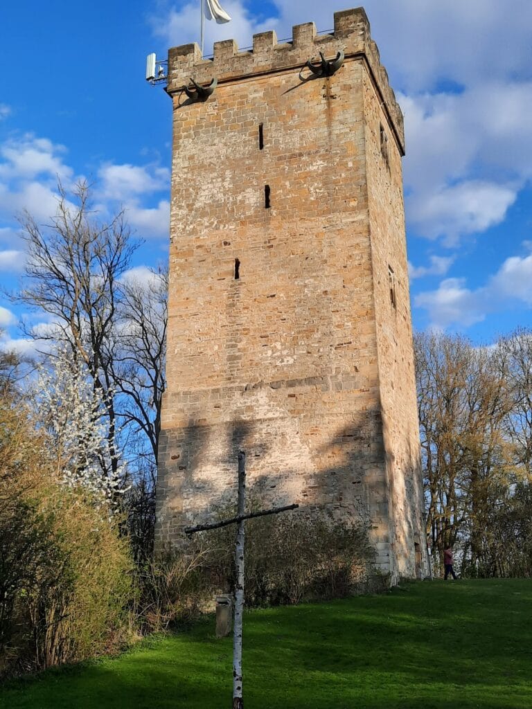 Wohldenberg Castle: A Medieval Stronghold and Administrative Center in Germany 9 Wohldenberg Castle