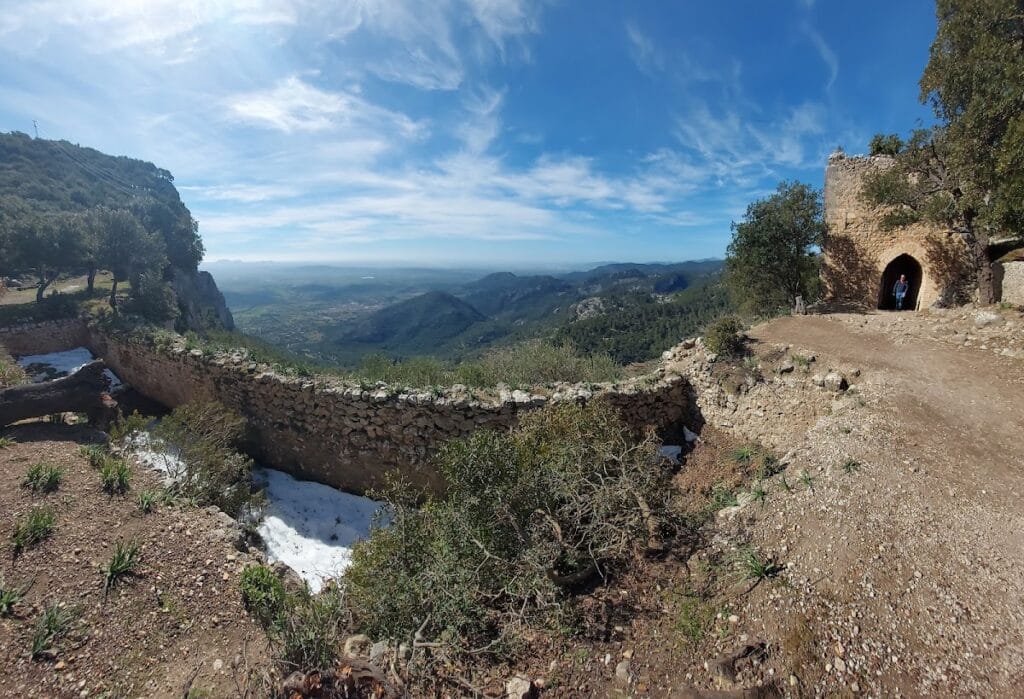 Castell d'Alaró: A Medieval Rock Fortress in Mallorca 2 Castell d'Alaró