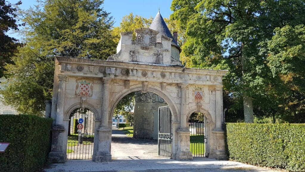 Château de Surgères: A Medieval Castle Complex in France 2 Château de Surgères