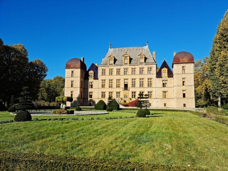 Château de Fléchères: A Historic 17th-Century French Château in Fareins