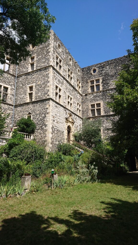 Château d'Alba-la-Romaine: A Historic Fortress in France 7 Château d'Alba-la-Romaine