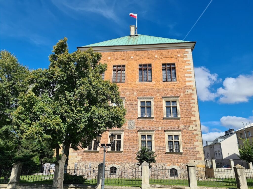 Piotrków Trybunalski Castle: A Polish Royal Residence and Museum 1 Piotrków Trybunalski Castle