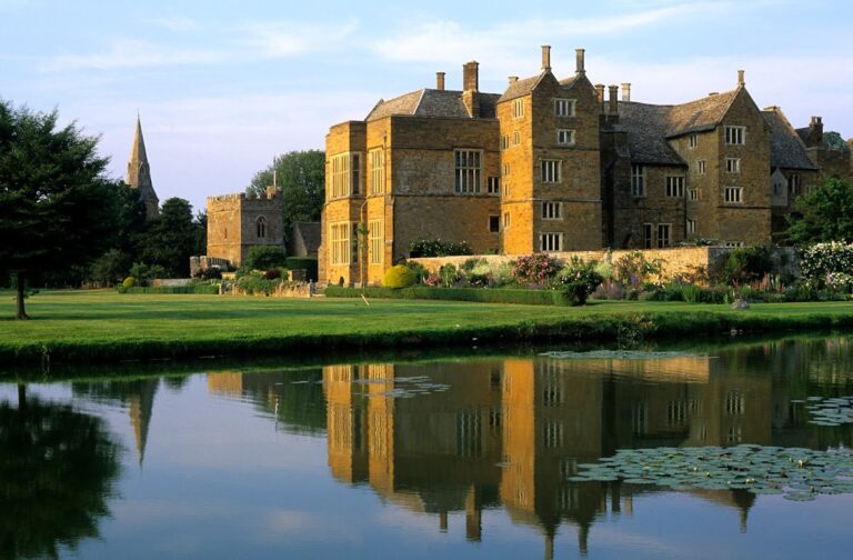 Broughton Castle: A Historic Manor and Roman Villa Site in the United Kingdom