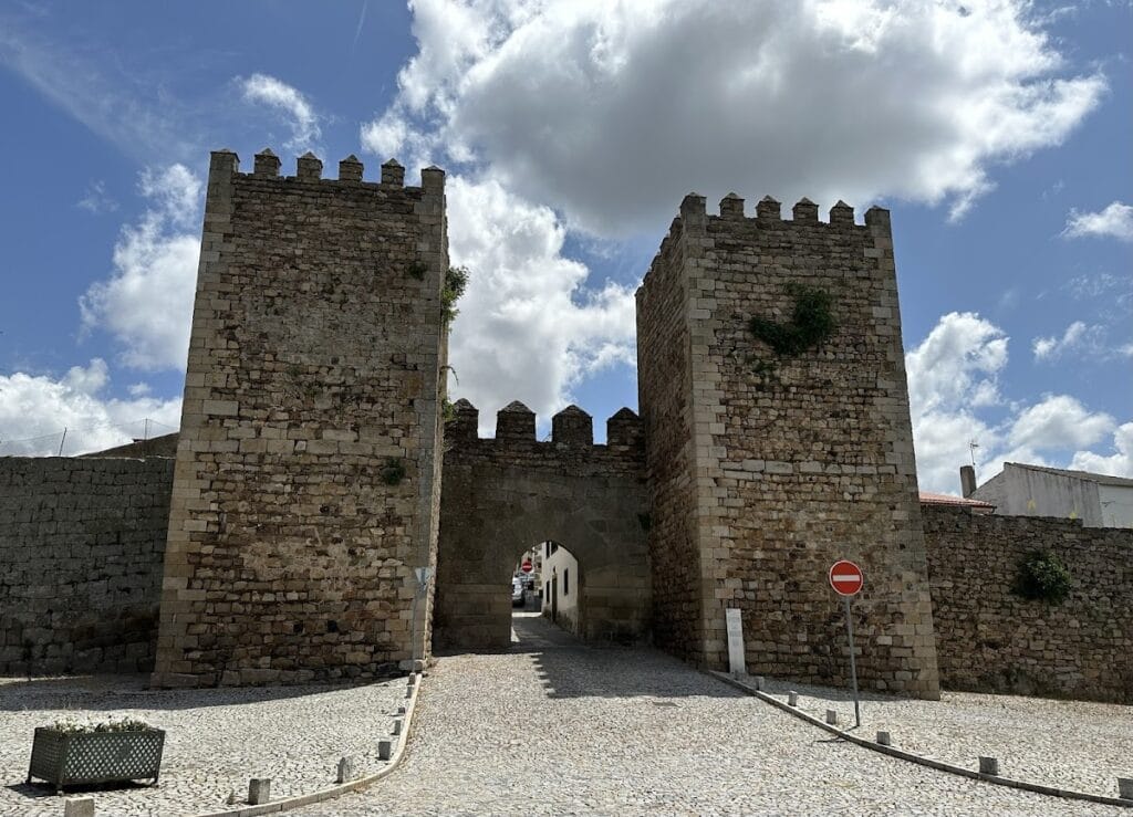 Castle of Miranda do Douro: A Portuguese Frontier Fortress 5 Castle of Miranda do Douro