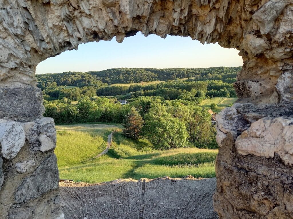 Castle of Döbrönte: A Medieval Fortress in Hungary 4 Castle of Döbrönte