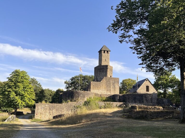 Burg Grimburg: A Medieval Castle in Germany