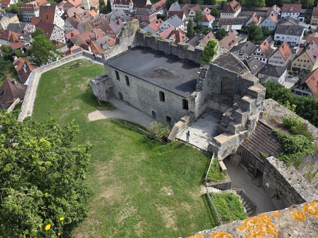 Burg Pappenheim: A Medieval Castle Ruin in Germany 4 Burg Pappenheim