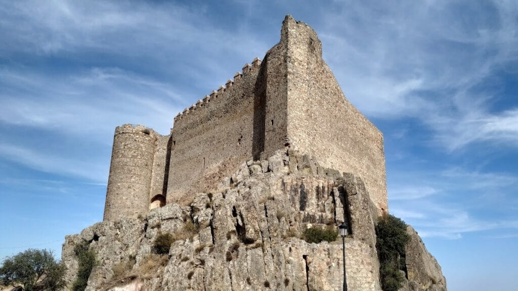 Castillo de la Puebla de Alcocer: Medieval Fortress in Spain 3 Castillo de la Puebla de Alcocer