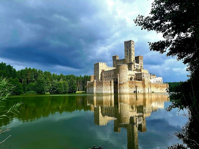 Stobnica Castle: A Modern Water Castle Project in Poland