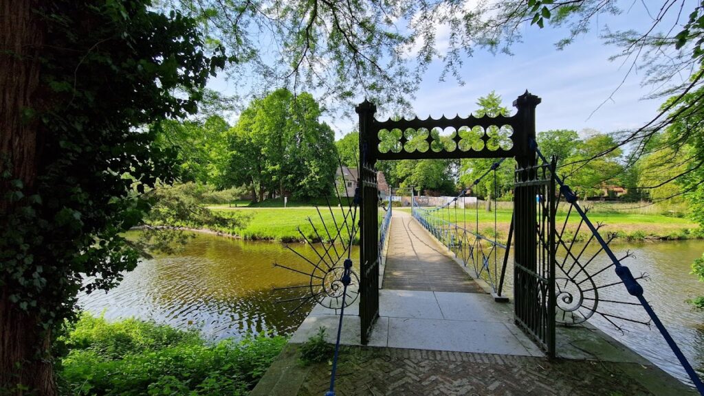 Kasteel Wissekerke: A Historic Castle and Estate in Kruibeke, Belgium 9 Kasteel Wissekerke