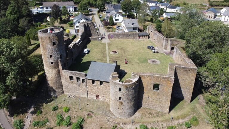 Reuland Castle: A Medieval Hilltop Fortress in Belgium