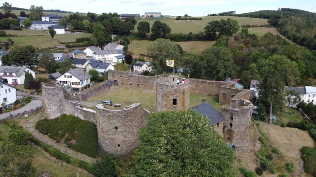 Reuland Castle: A Medieval Hilltop Fortress in Belgium 4 Reuland Castle