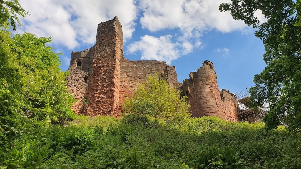 Bothwell Castle: A Medieval Scottish Fortress Near Uddingston 9 Bothwell Castle