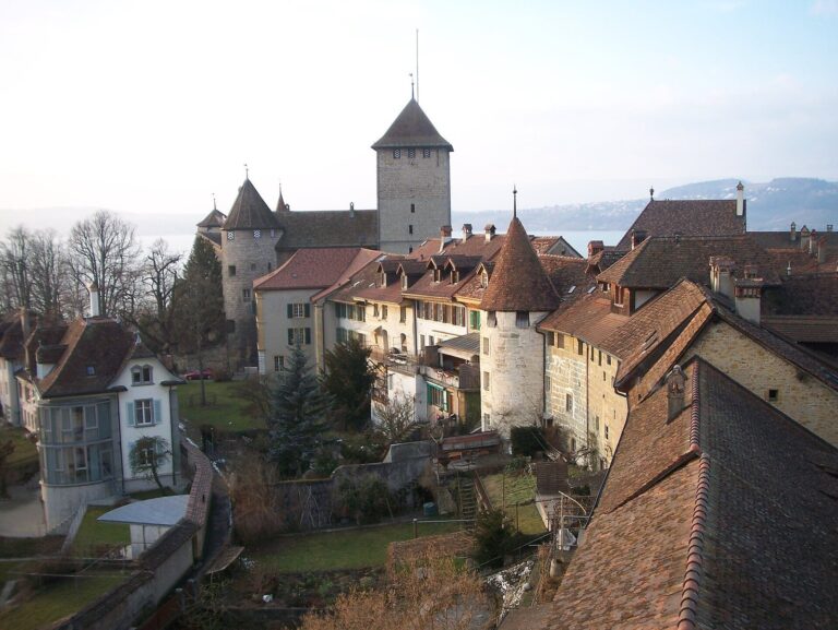 Morat Castle: A Medieval Fortress and Administrative Seat in Switzerland