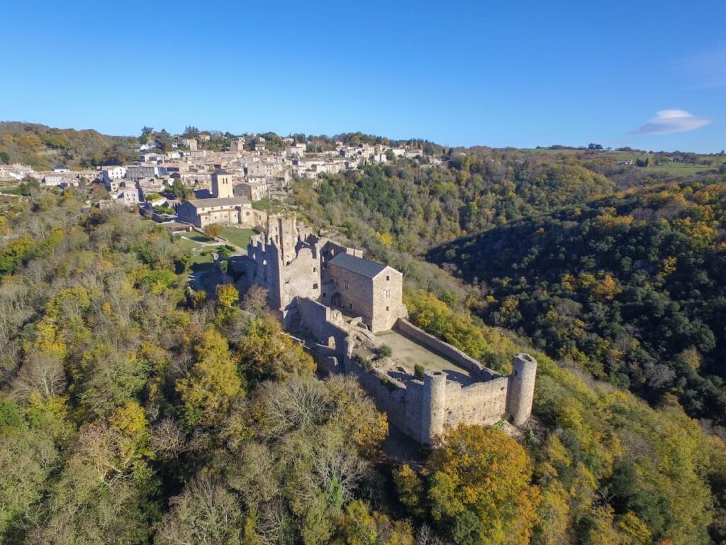 Château de Saissac: A Medieval Fortress in France 1 Château de Saissac