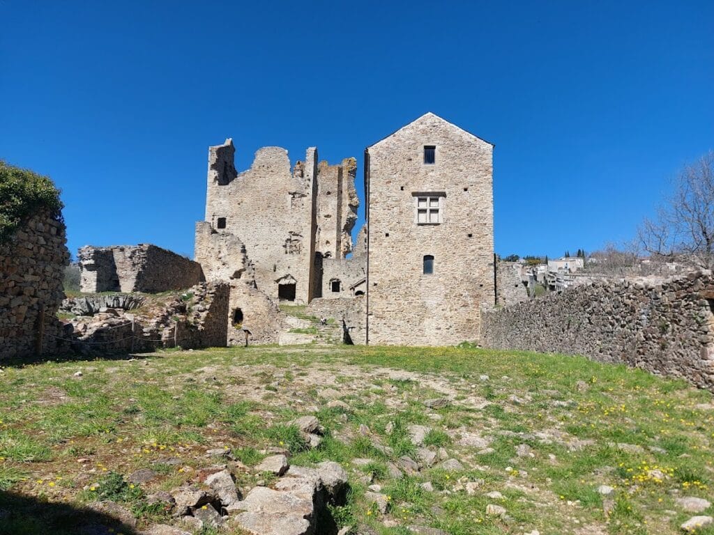 Château de Saissac: A Medieval Fortress in France 4 Château de Saissac