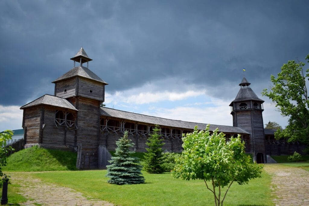 Baturyn Fortress: A Cossack Hetmanic Stronghold in Ukraine 2 Baturyn Fortress