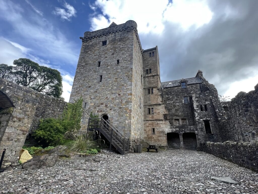 Castle Campbell