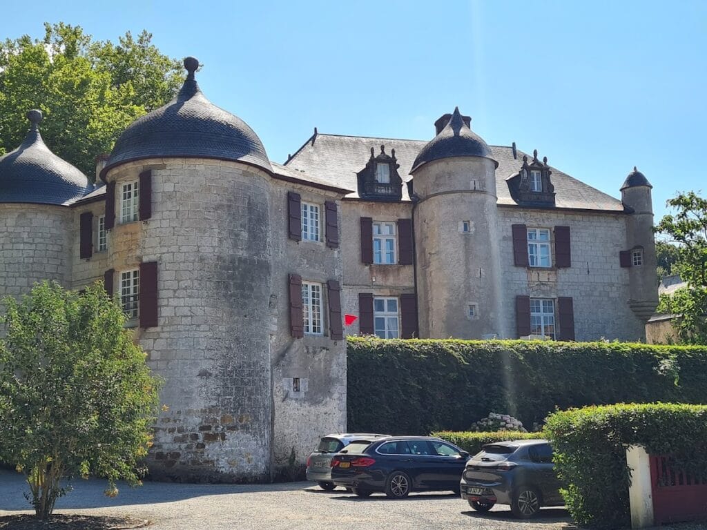 Château d'Urtubie: A Medieval Fortress and Historic Estate in France 4 Château d'Urtubie