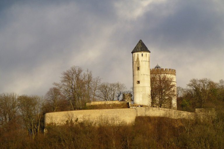 Plesse Castle: A Medieval Hilltop Fortress in Germany