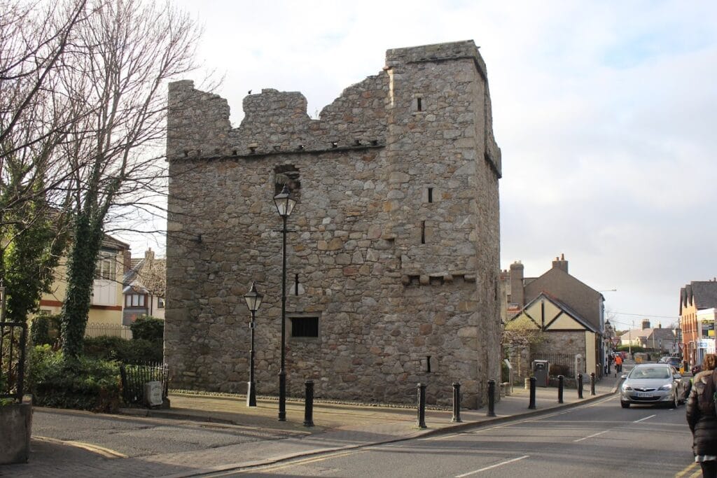 Dalkey Castle: A Norman Fortified Warehouse and Civic Centre in Ireland 2 Dalkey Castle