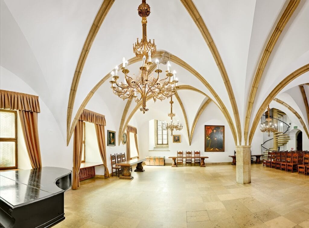 Żupny Castle: The Historic Administrative Center of Wieliczka’s Saltworks 3 Żupny Castle