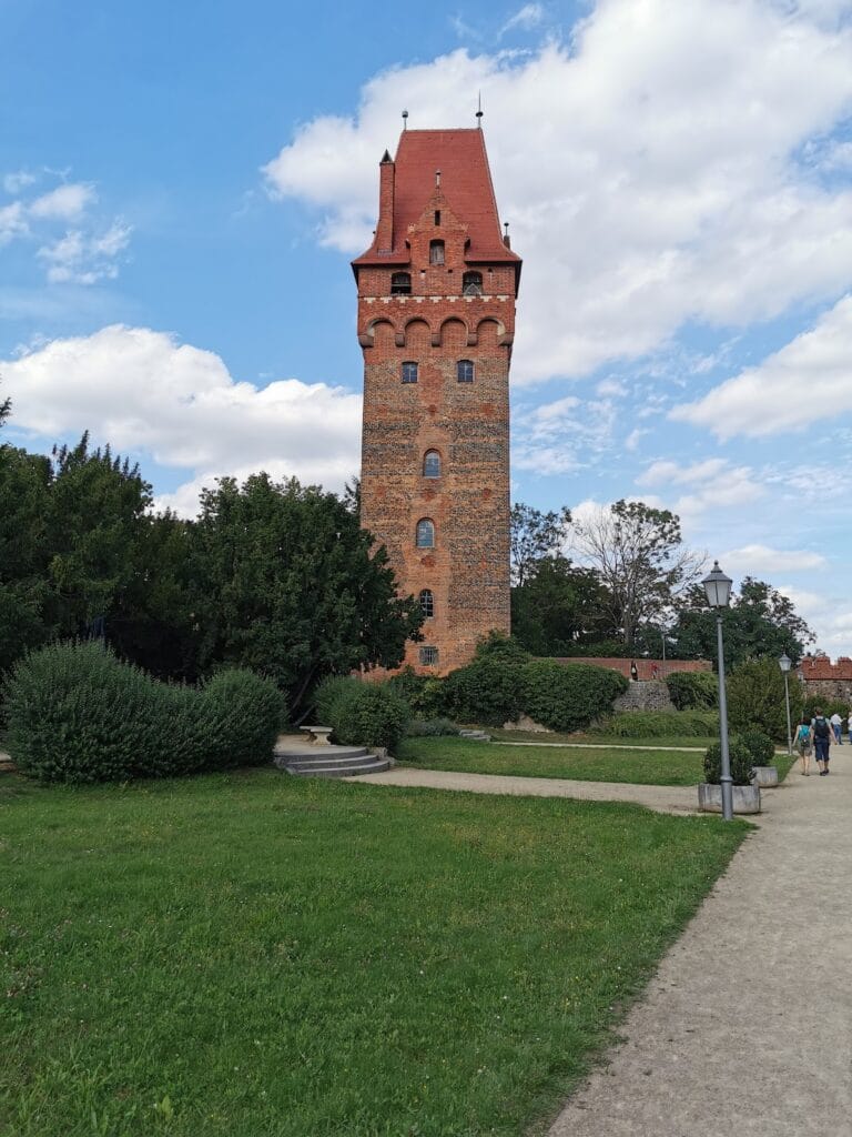 Burg Tangermünde: A Medieval Fortress and Residence in Germany 2 Burg Tangermünde