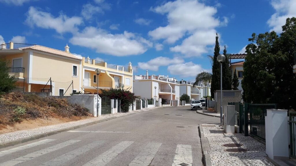 Castle of Alvor: A Historic Fortification in Portimão, Portugal 9 Castle of Alvor