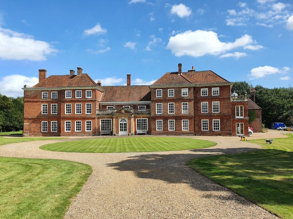 Lullingstone Castle: A Tudor and Queen Anne Manor House in Kent 2 Lullingstone Castle