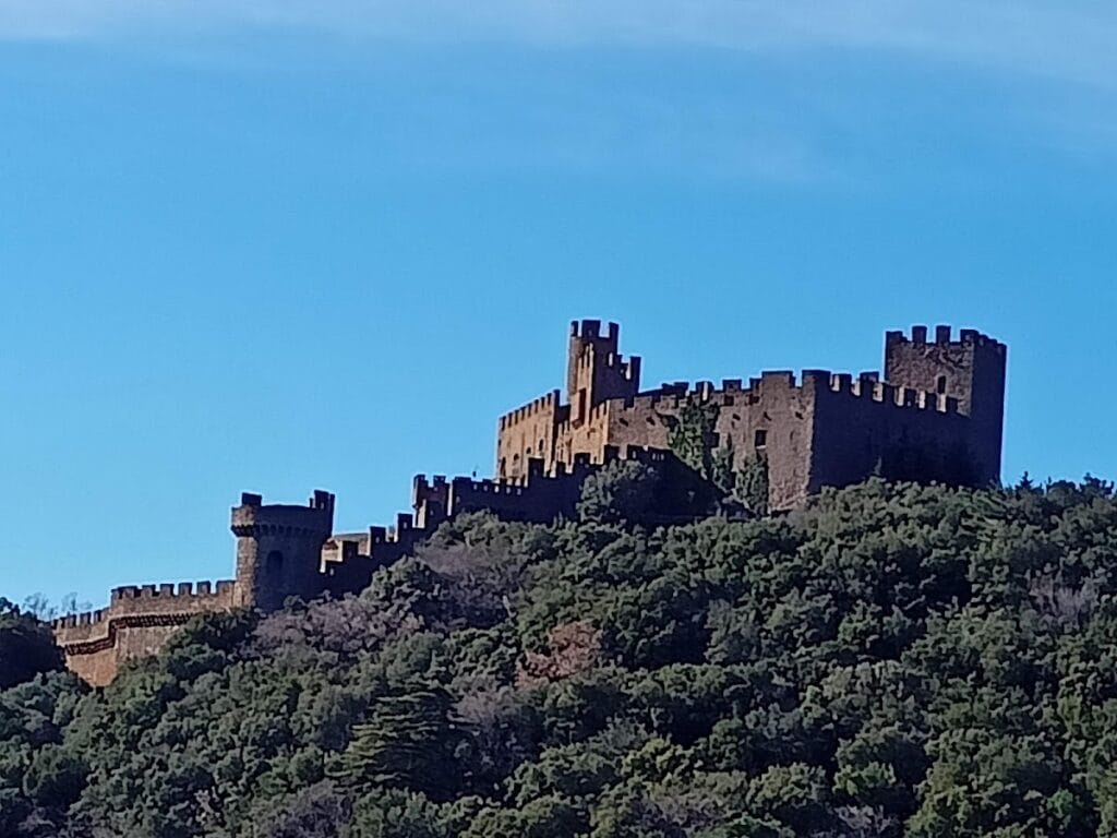 Requesens Castle