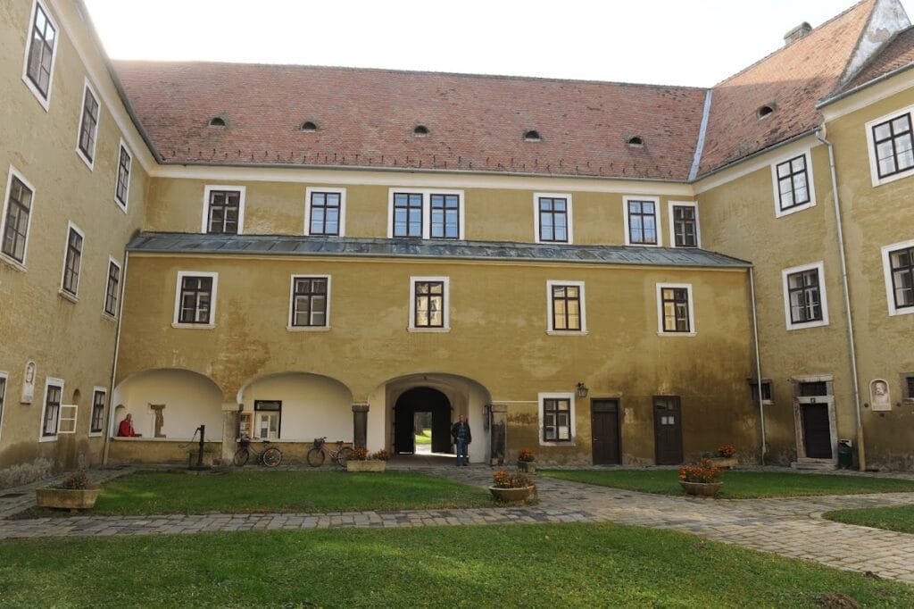 Habsburg-Lothringen Castle in Magyaróvár: A Historic Fortress in Hungary 8 Habsburg-Lothringen Castle in Magyaróvár