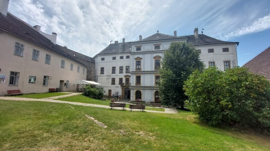 Úsov Castle: A Historic Medieval Fortress in the Czech Republic 8 Úsov Castle