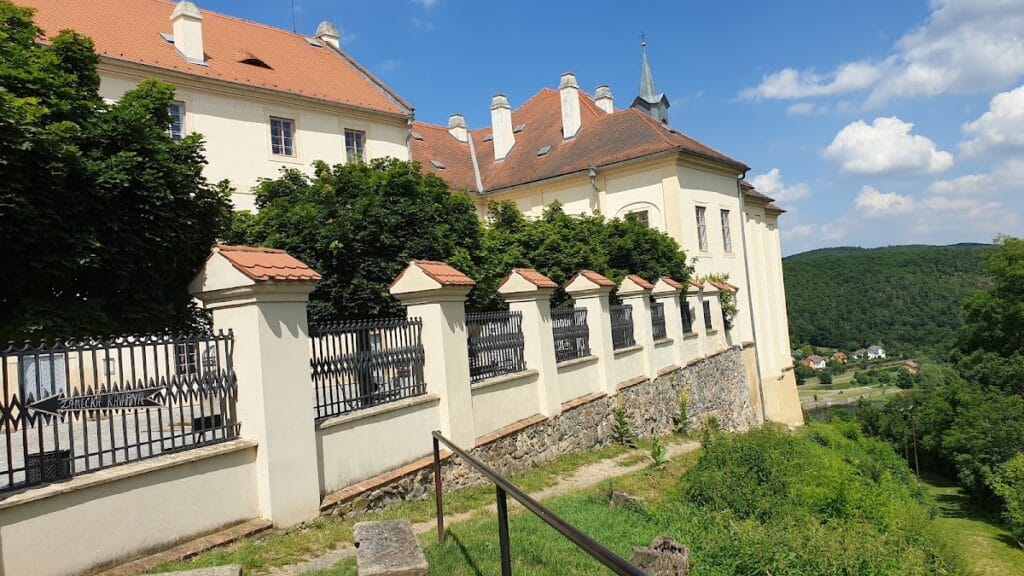 Castle Nižbor: A Royal and Aristocratic Stronghold in Czechia 2 Castle Nižbor