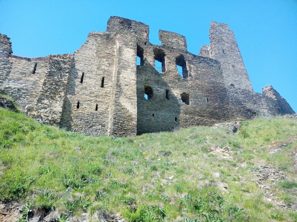 Okoř Castle: A Historic Medieval Fortress in the Czech Republic 9 Okoř Castle