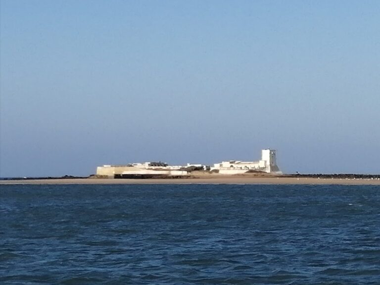 Castillo de Sancti Petri: A Historic Coastal Fortress in San Fernando, Spain
