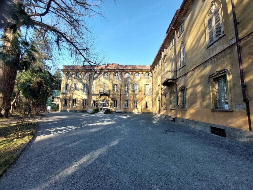 Castello di Miradolo