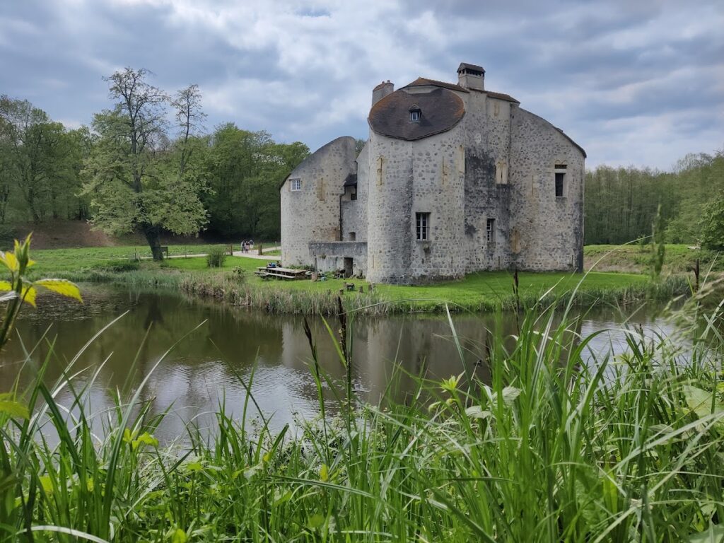 Château de la Chasse: A Medieval Fortress near Saint-Prix, France 6 Château de la Chasse