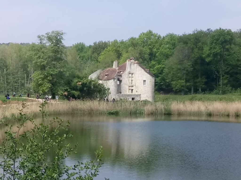 Château de la Chasse: A Medieval Fortress near Saint-Prix, France 7 Château de la Chasse