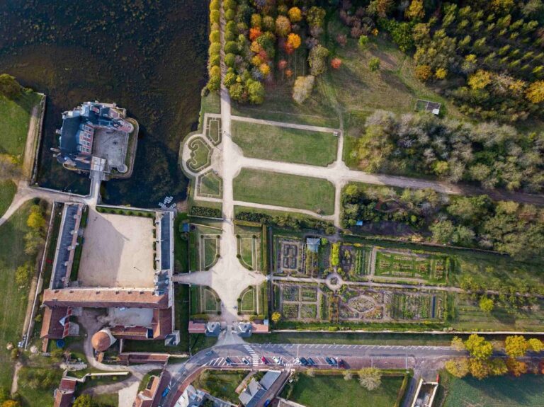 Château de La Bussière: A Historic Water Castle in France