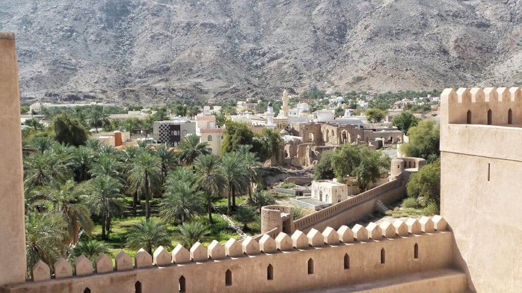 Rustaq Fort: A Ya'ruba Stronghold in Oman 3 Rustaq Fort