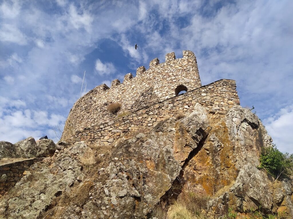 Castle of Penha Garcia: A Medieval Border Fortress in Portugal 1 Castle of Penha Garcia