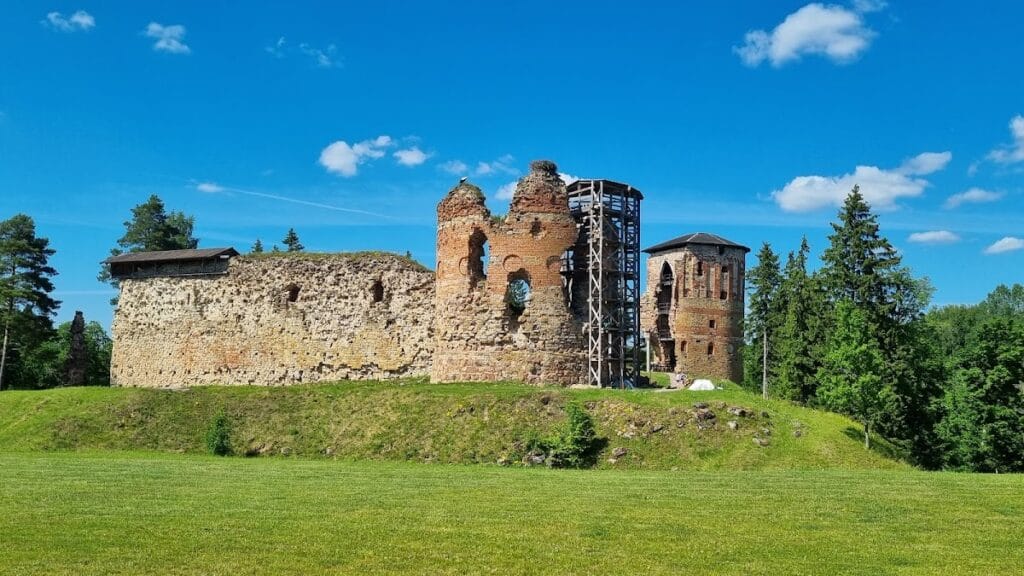 Vastseliina Castle: A Medieval Fortress in Estonia 8 Vastseliina Castle